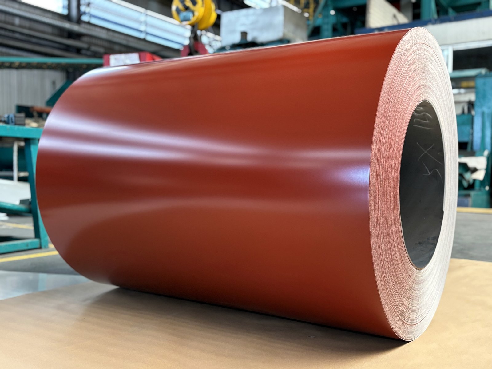 Bobine prélaquée, rouge brique